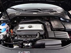 ֮ Ϻ˹´  09 2.0tsi at콢