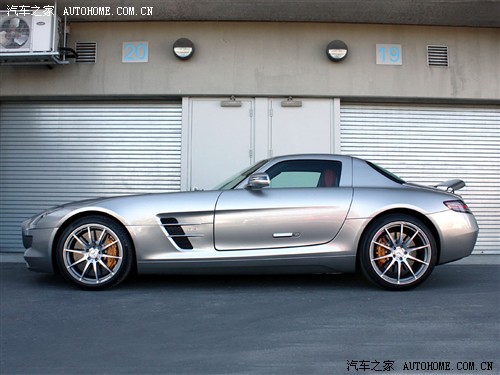 Y Y(M(jn)) YAMG(j) 2011 SLS AMG