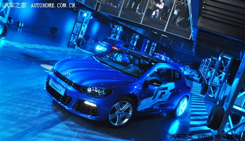  (M(jn)) ߠ(M(jn)) 2011 Golf R