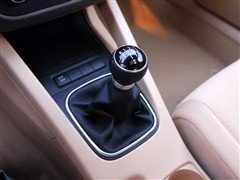 大众 一汽-大众 速腾 2010款 1.4TSI 手动技术型