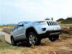 Jeep (M) Z(M) 2011 