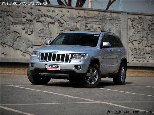 Jeep Jeep Z(M(jn)) 2011 5.7 Ş(do)