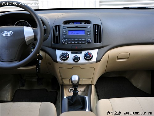 ִ ִ ö 2010 1.6 GLS MT