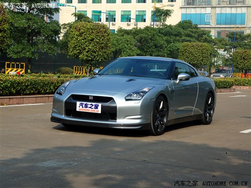 ܇֮ Mծa(chn) ծa(chn)GT-R 2010 R35