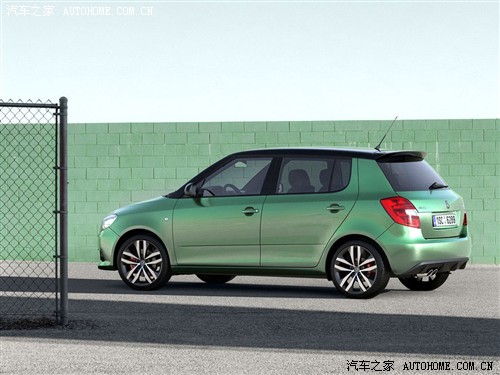˹´ ˹´() () 2011 RS