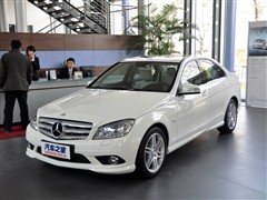 Y Y YC 2010 C300 \