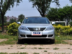 Z Z Latitude 2011 2.5L Ş