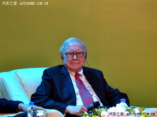 比亚迪 比亚迪 比亚迪M6 2010款 2.4L 自动 旗舰型