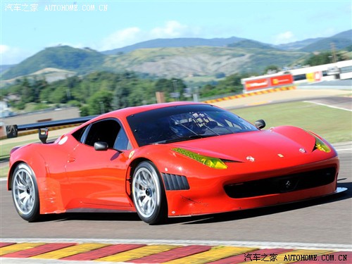   458 Italia 2011 4.5 Challenge