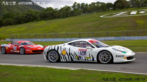   458 Italia 2011 4.5 Challenge