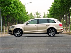 奥迪 奥迪(进口) 奥迪Q7 2011款 3.0 TFSI 专享型(245kW)