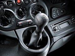 汽车之家 众泰汽车 朗悦 2010款 1.6L 汽油6座尊贵型双天窗