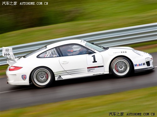 r(sh) r(sh) r(sh)911 2011 GT3 Cup