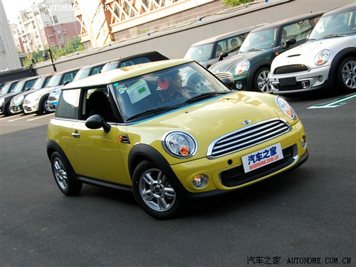 MINI MINI MINI 2011 1.6L Cooper One