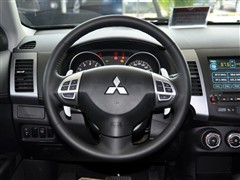 汽车之家 三菱(进口) OUTLANDER EX 2011款 劲界 2.4 时尚版