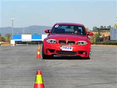  () Mϵ 2011 1-Series M Coupe