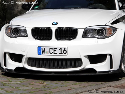 ܇֮ RM R1ϵM 2011 1M Coupe