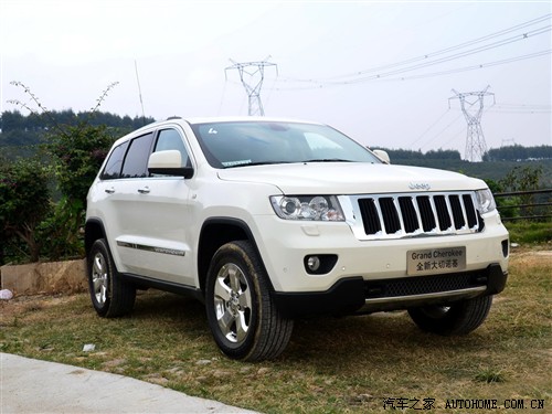 ܇֮ Jeep Z(M) 2011 3.6 (jng)