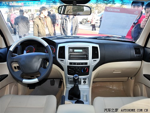 北汽 北京汽车 域胜007 2011款 2.4 两驱运动版豪华型