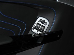 ˹١ ˹١ V8 Vantage 2011 4.7 S