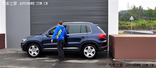  (M(jn)) Tiguan 2012 2.0TSI A