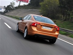 ֠ ֠(M) ֠S60 2011 3.0 T6 AWD 