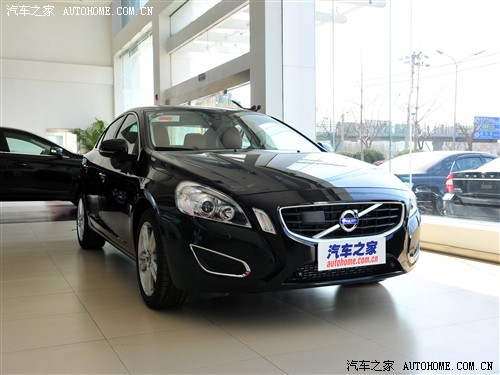 ֠ ֠(M) ֠S60 2011 3.0 T6 AWD 