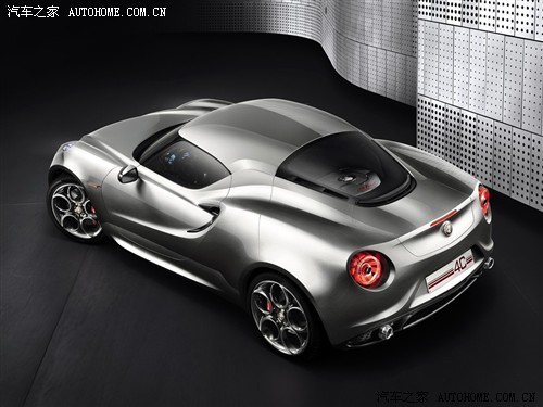 ܇֮ _ךW ALFA 4C 2011 