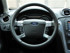 汽车之家 长安福特 蒙迪欧-致胜 2011款 2.0 GTDi240 豪华运动型导航版