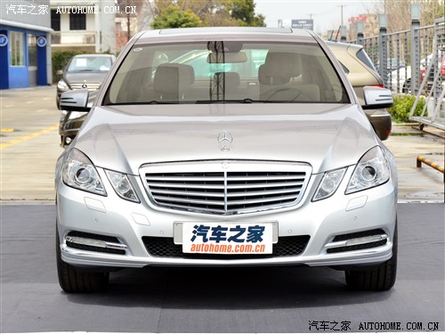 ֮  E 2011 E200L CGI