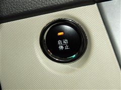 比亚迪比亚迪比亚迪M62011款 尊稳版 2.4L 自动尊享型