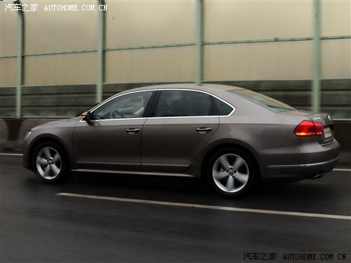  Ϻ  2011 2.0TSI DSG