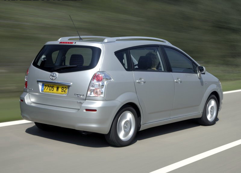 何时引入?丰田corolla verso改款亮相