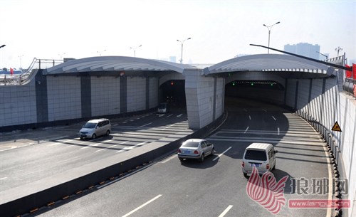 【图】临沂三河口隧道限速60公里\/时 超速抓拍