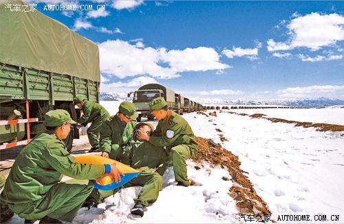 80年代川藏线汽车兵图片