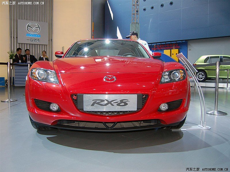 国产跑车又一新军 东风轿跑将上市(组图)