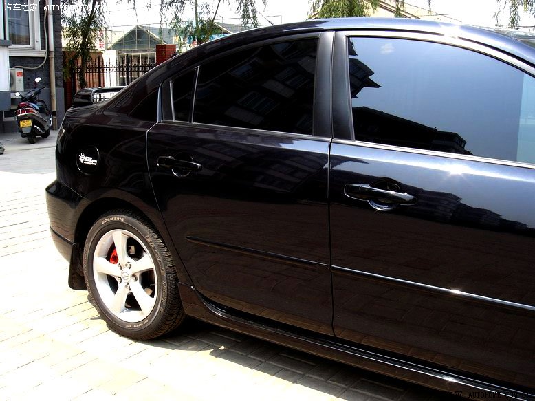 黑马3是珍珠漆.