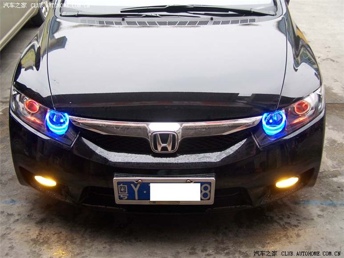 红色恶魔眼配蓝色天使眼,不错的说.