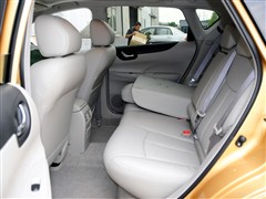 ղ ղ  2011 1.6 CVT