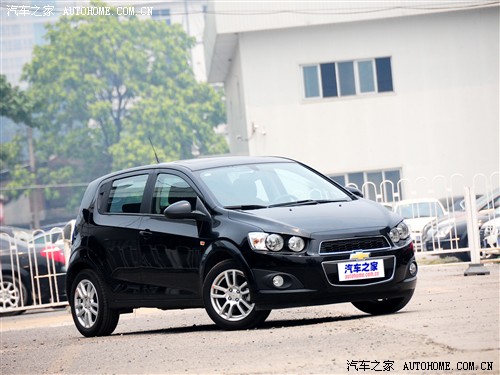 ѩ ͨѩ Ψŷ 2011  1.6 MT SX