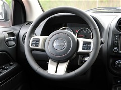 ֮ Jeep ָ 2011 2.4 