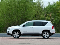 Jeep Jeep ָ 2011 2.4 