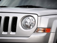 Jeep Jeep ɿ 2011 2.4 ˶