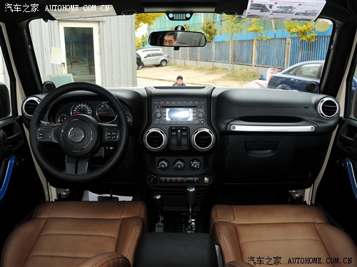 ֮ Jeep  2012 3.6Ű Sahara