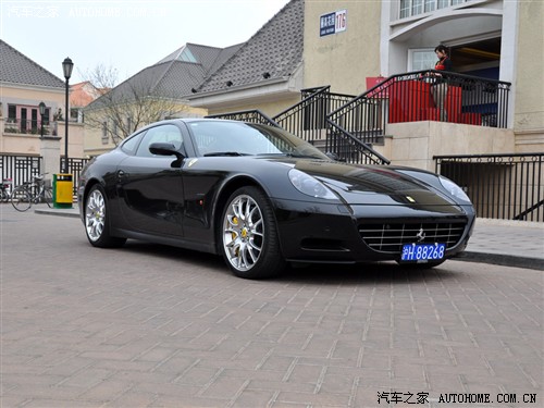   612 05 Scaglietti 5.7