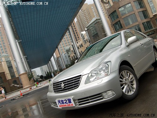 ʹ 3.0Royal Saloon