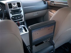 ֮ ˹ ˹300C 5.7L 