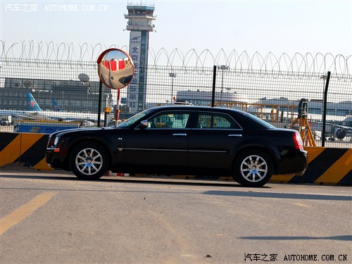 ֮ ˹ ˹300C 5.7L캽