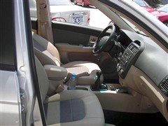 ֮ ô ͼ ŷ 1.6 GLS MT