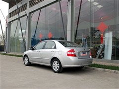 ֮ ô ͼ 1.6 GLS MT